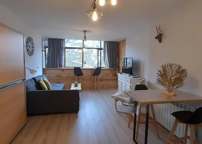 El Sarrio Apartment *